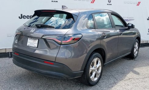 Used 2025 Honda HR-V LX image 9