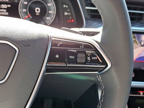 New 2025 Audi A6 Premium Plus image 24