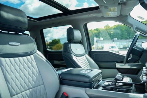 Used 2023 Ford F150 Limited image 17