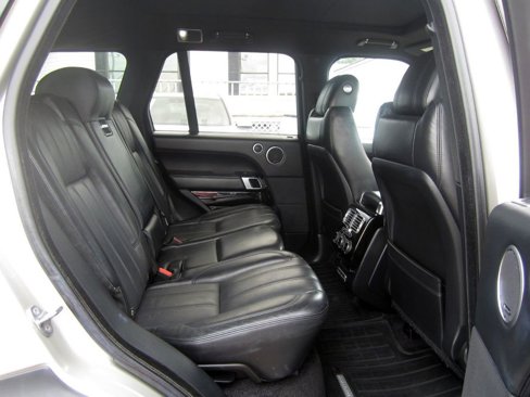 Used 2016 Land Rover Range Rover HSE image 20