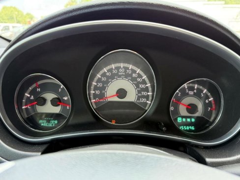 Used 2011 Chrysler 200 Touring image 14