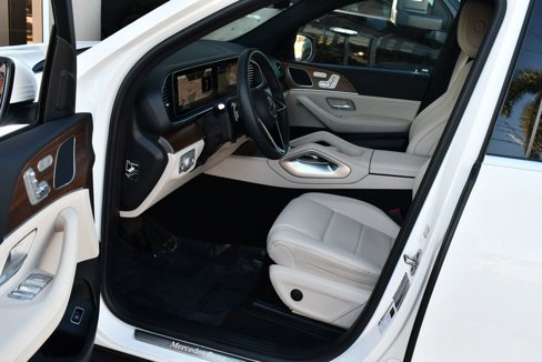 Used 2025 Mercedes-Benz GLE 450 4MATIC image 40