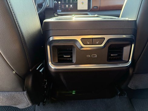 Used 2022 GMC Sierra 1500 Denali w/ Denali Reserve Package image 25