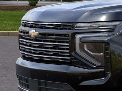 New 2026 Chevrolet Suburban High Country image 13