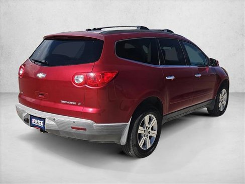 Used 2011 Chevrolet Traverse LT image 5