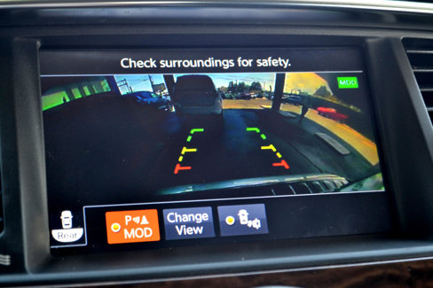 Used 2020 Nissan Armada SL w/ Premium Package image 38