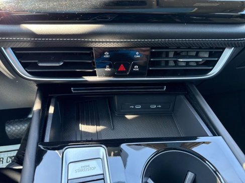 Certified 2025 Volkswagen Atlas SEL image 19
