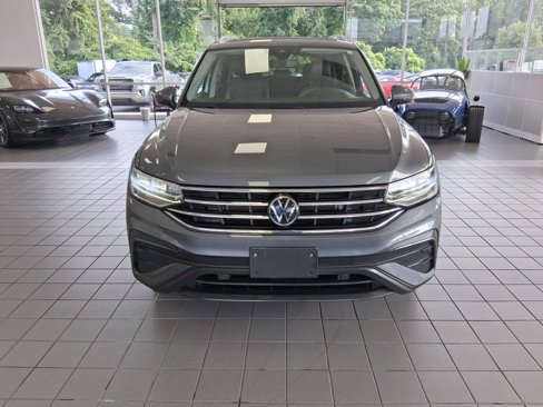 Used 2022 Volkswagen Tiguan SE image 8