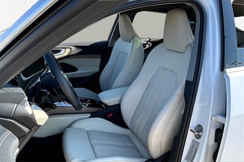 Used 2025 Audi A5 2.0T Prestige image 27