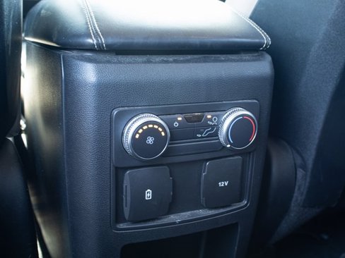 Used 2020 Ford Explorer XLT w/ Equipment Group 202A image 18