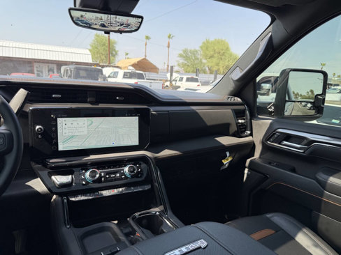 Used 2025 GMC Sierra 2500 AT4 w/ AT4 Premium Plus Package image 22