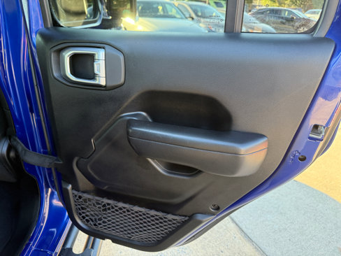 Used 2018 Jeep Wrangler Unlimited Sport S image 24