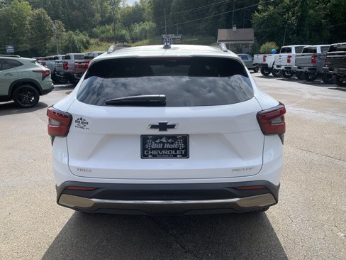 New 2026 Chevrolet Trax ACTIV w/ Driver Confidence Package image 3