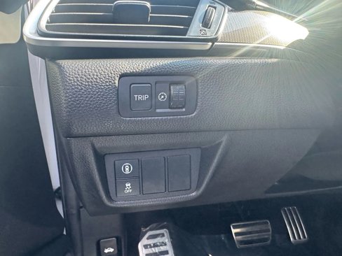 Used 2020 Honda Accord Sport image 25