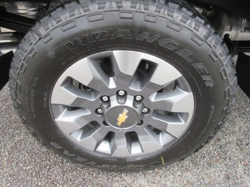 New 2026 Chevrolet Silverado 2500 Custom w/ Custom Value Package image 10