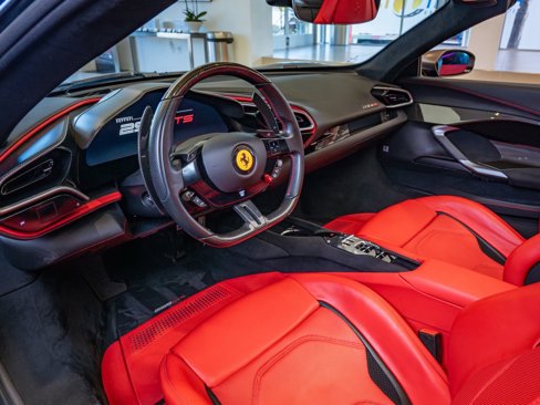 Used 2023 Ferrari 296 GTS image 9