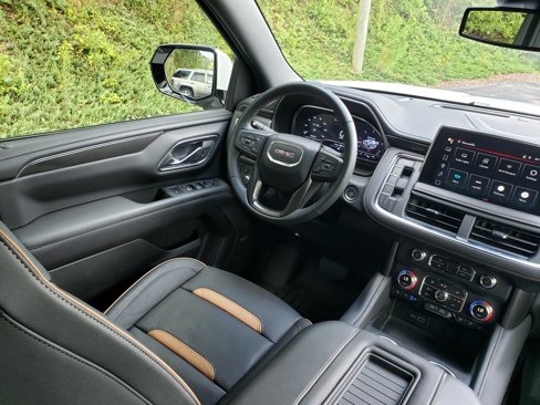 Used 2024 GMC Yukon AT4 image 37