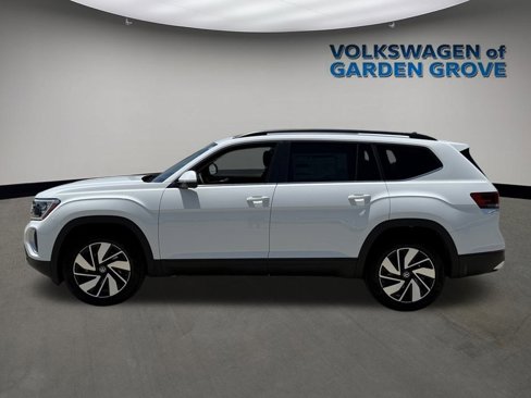 New 2025 Volkswagen Atlas SE image 6