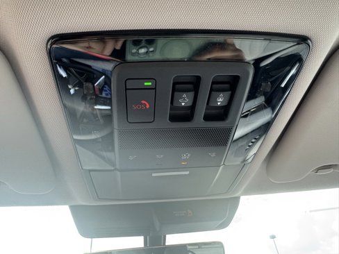 New 2025 Mitsubishi Outlander AWD image 27