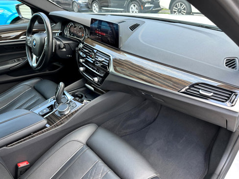 Used 2019 BMW 530i xDrive w/ Luxury Seating Package image 25