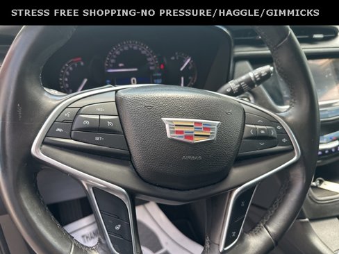 Used 2017 Cadillac XT5 Luxury image 18