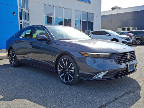 New 2025 Honda Accord Touring image 2