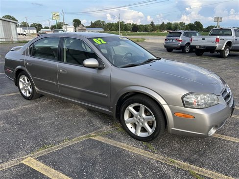 Used 2002 Nissan Maxima SE image 3
