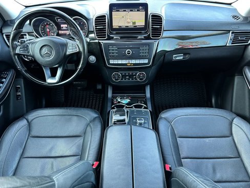 Used 2018 Mercedes-Benz GLS 550 4MATIC w/ Driver Assistance Package image 22