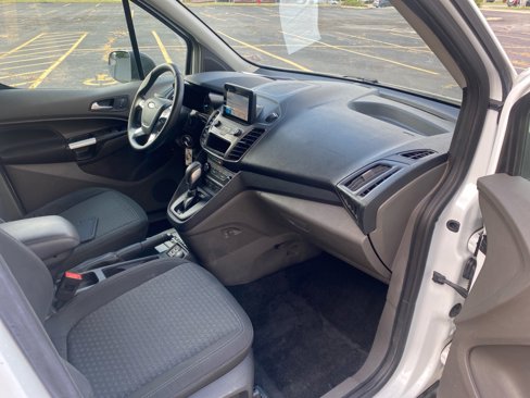 Used 2020 Ford Transit Connect XLT image 20