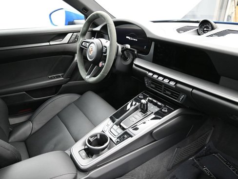 Certified 2025 Porsche 911 Carrera w/ Premium Package image 10