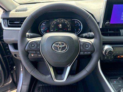 New 2025 Toyota RAV4 XLE image 14