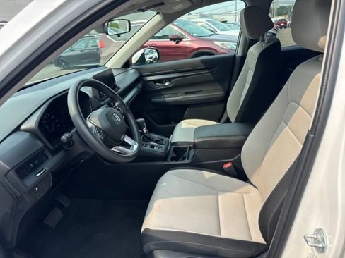 Used 2025 Honda CR-V LX image 3