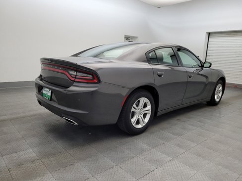 Used 2022 Dodge Charger SXT image 9