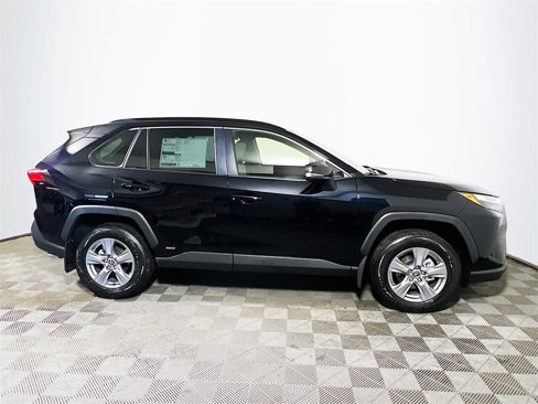 New 2025 Toyota RAV4 XLE image 9