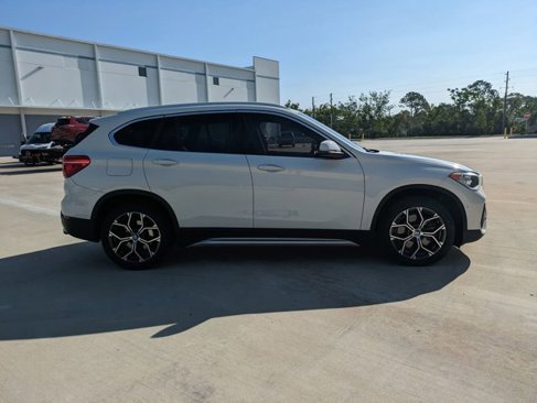Used 2021 BMW X1 sDrive28i w/ Convenience Package image 4