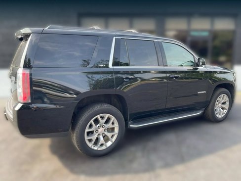 Used 2019 GMC Yukon SLT image 5