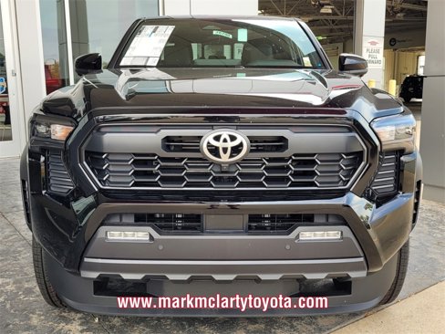 New 2025 Toyota Tacoma TRD Off-Road image 9
