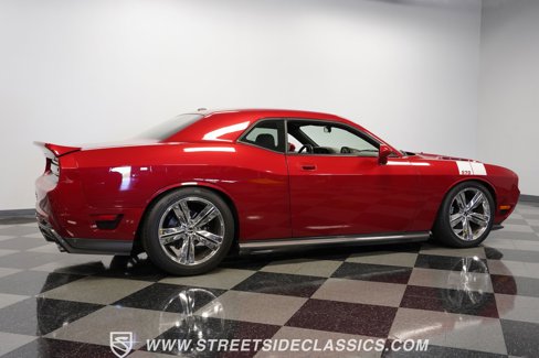 Used 2010 Dodge Challenger R/T w/ Sound Group image 13
