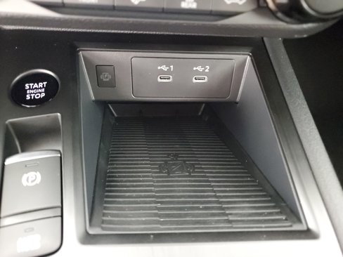 New 2026 Nissan Kicks SV image 18