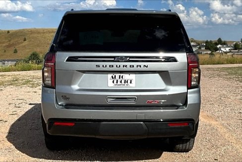 Used 2023 Chevrolet Suburban RST image 6