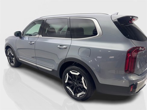 Used 2025 Kia Telluride S image 14
