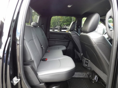 Used 2024 RAM 3500 Tradesman w/ Chrome Appearance Group image 35
