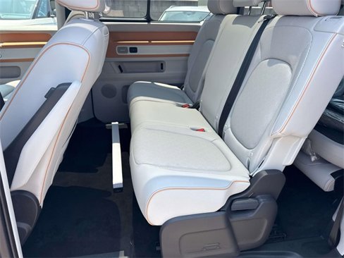 New 2025 Volkswagen ID. Buzz Pro S Plus image 29