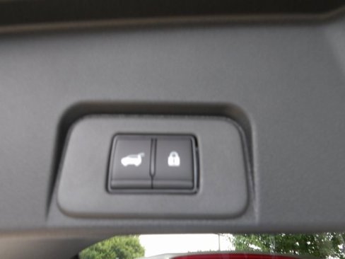 New 2026 Nissan Rogue SV image 10