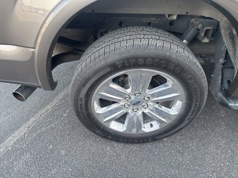 Used 2019 Ford F150 Lariat w/ Equipment Group 502A Luxury image 10