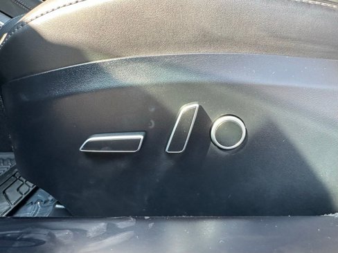 Used 2023 Tesla Model S Plaid image 18