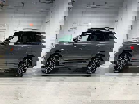 Used 2021 Audi Q7 3.0T Premium Plus w/ Executive Package image 25