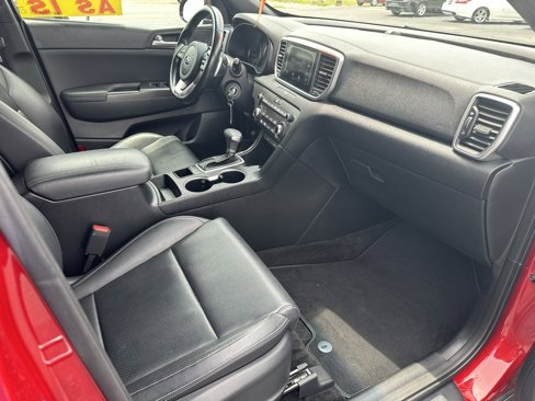 Used 2020 Kia Sportage S image 17