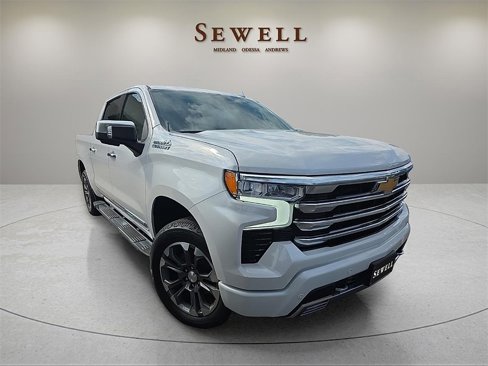 Used 2025 Chevrolet Silverado 1500 High Country w/ Technology Package image 4