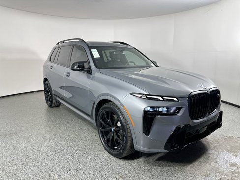 New 2026 BMW X7 M60i image 3